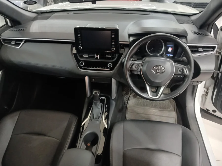 Used 2022 Toyota Corolla Cross 1.8 Hybrid XS - GAPP Motors Used 2022 Toyota Corolla Cross 1.8 Hybrid XS - GAPP Motors