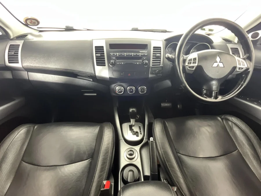 Used 2012 Mitsubishi Outlander 2.4 GLX - WeBuyCars  Witbank