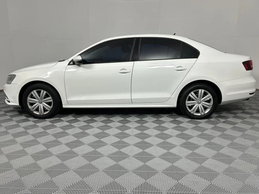 Used 2016 Volkswagen Jetta 1.6 Conceptline - WeBuyCars Richmond