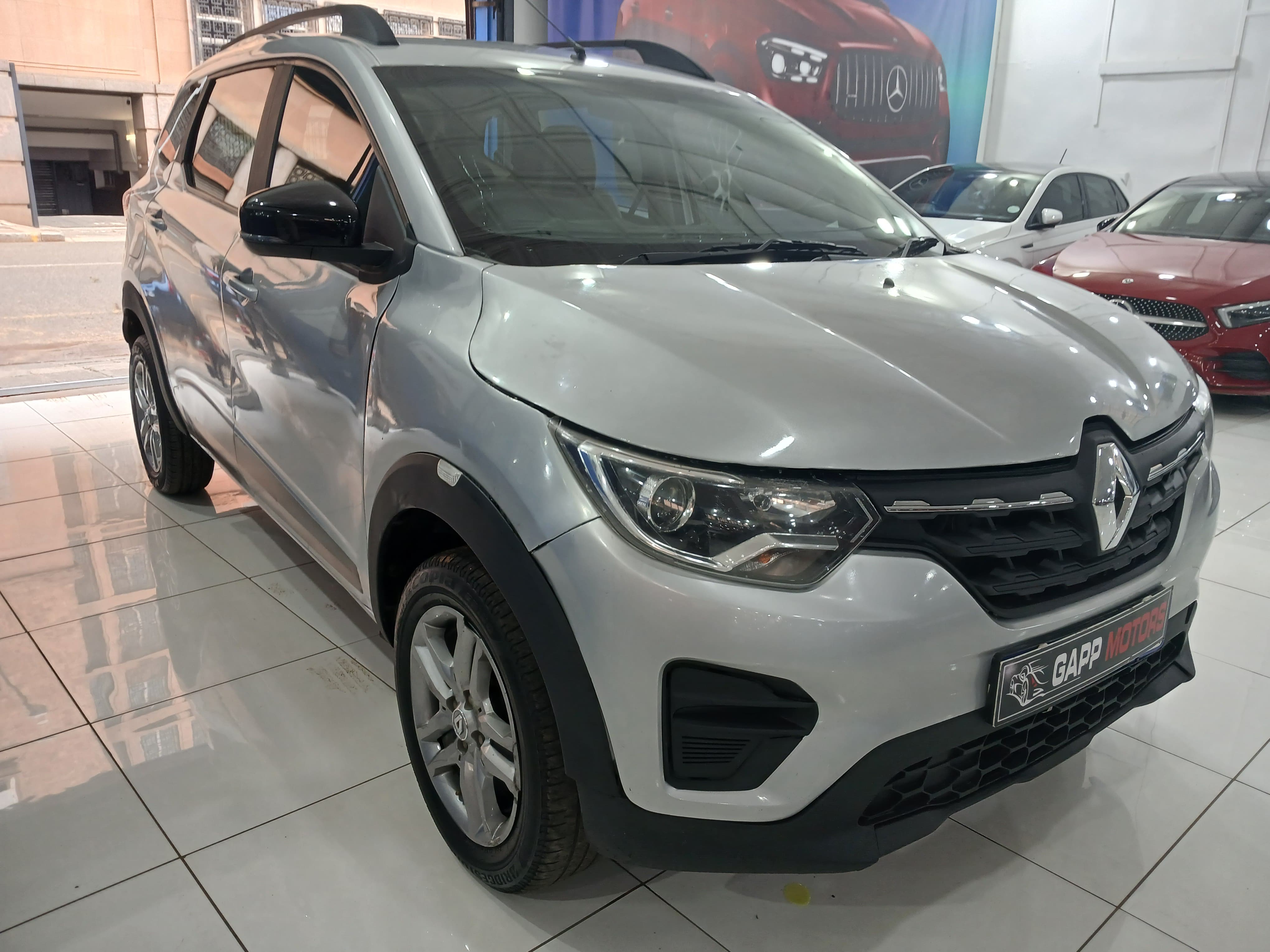 Used 2022 Renault Triber 1.0 Intens manual