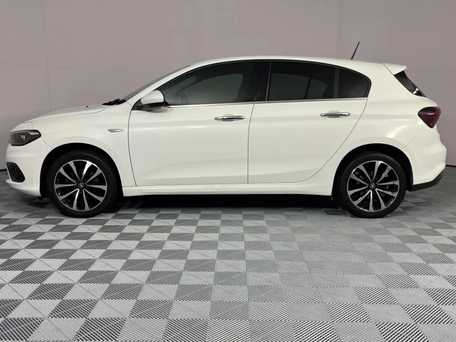 Used 2019 Fiat Tipo hatch 1.4 Lounge - WeBuyCars Brackenfell Cape Town