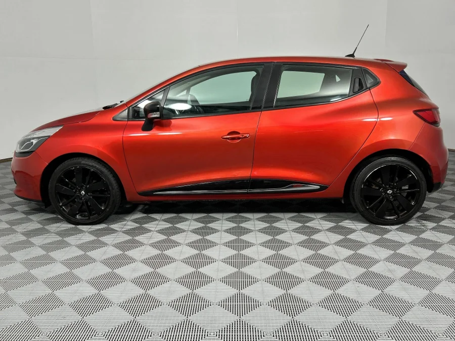 Used 2015 Renault Clio 66kW turbo Dynamique - WeBuyCars Richmond