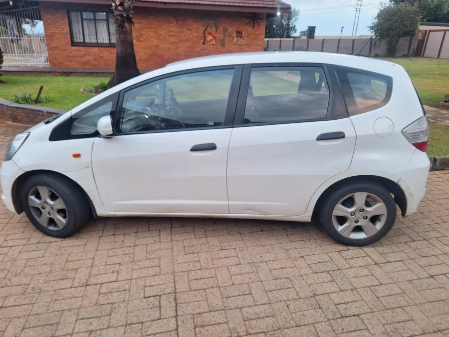Used 2011 Honda Jazz 1.3 Trend - Private Seller Used 2011 Honda Jazz 1.3 Trend - Private Seller