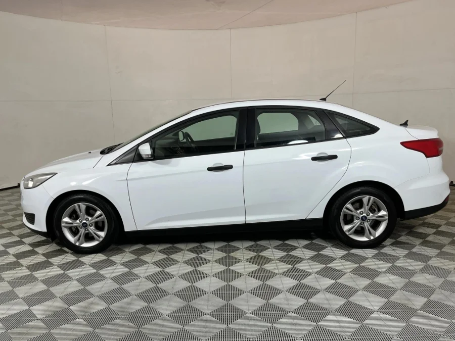 Used 2017 Ford Focus sedan 1.0T Ambiente - WeBuyCars JHB South