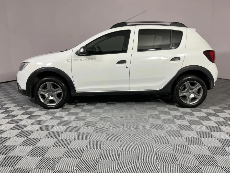 Used 2020 Renault Sandero 66kW turbo Stepway Expression - WeBuyCars Brackenfell Cape Town