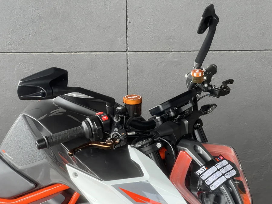 Preloaded Image 10
