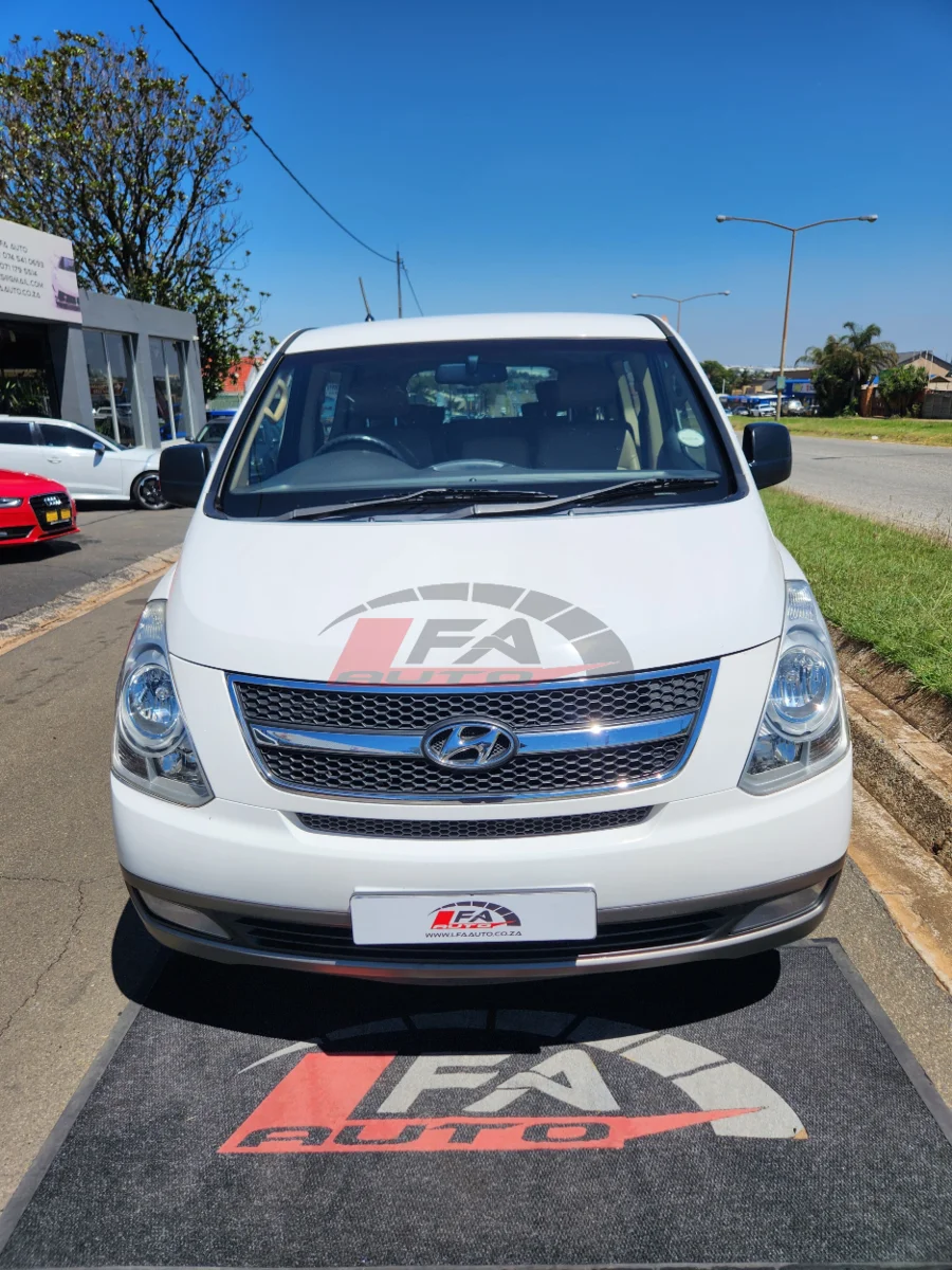 Used 2012 Hyundai H-1 2.5VGTi bus GLS - LFA Auto Used 2012 Hyundai H-1 2.5VGTi bus GLS - LFA Auto