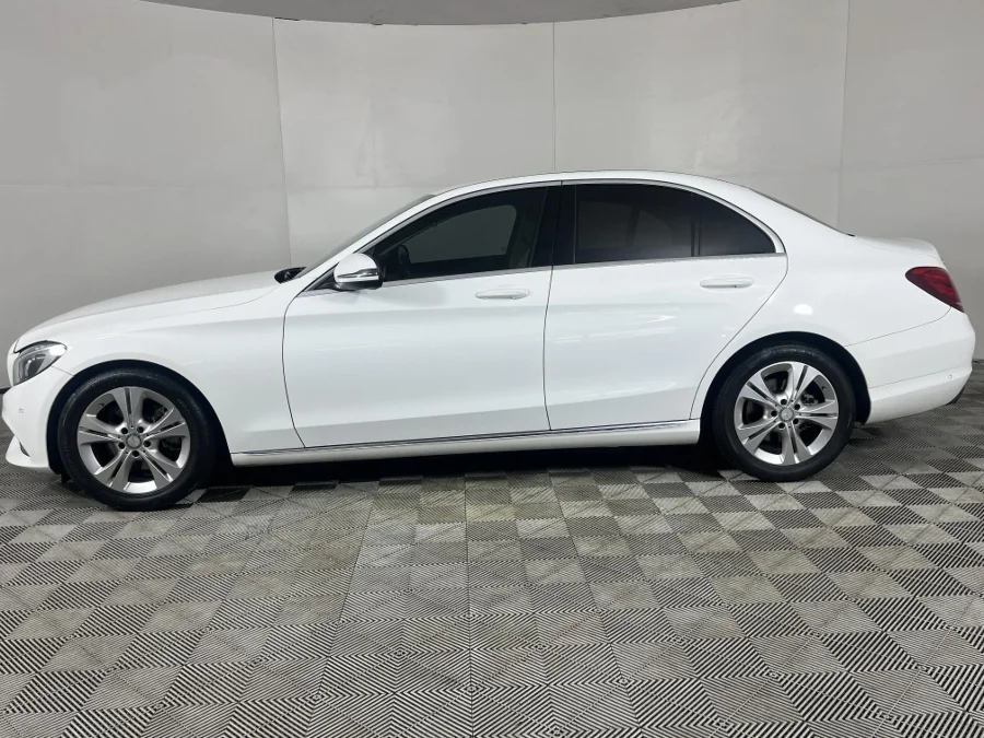 Used 2017 Mercedes-Benz C-Class C200 auto - WeBuyCars The Dome