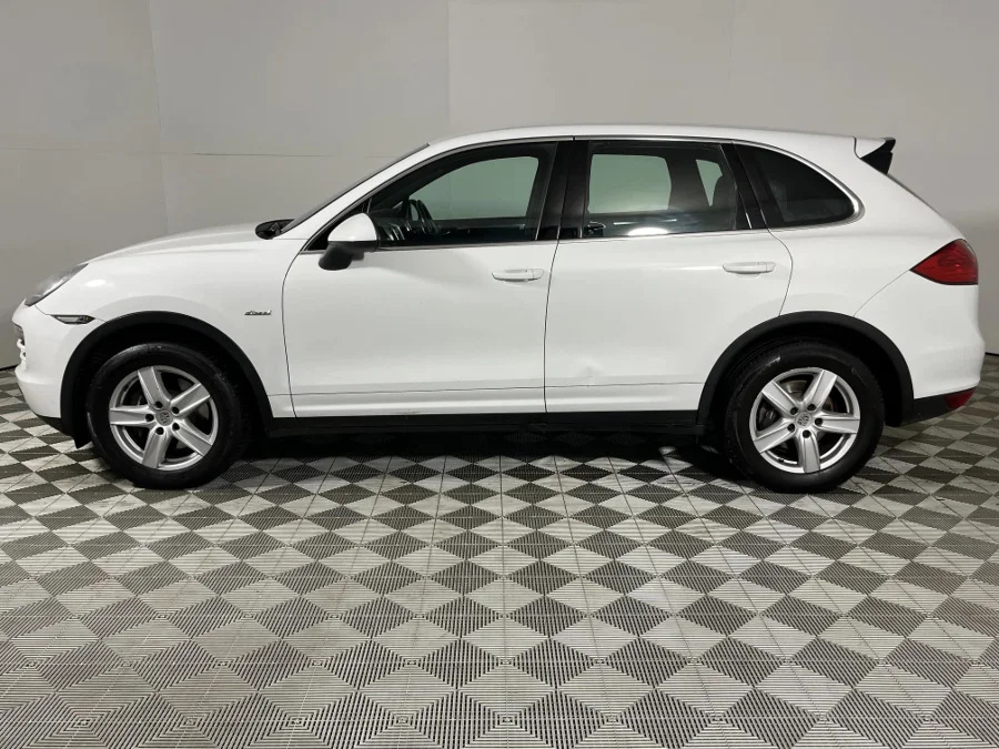 Used 2012 Porsche Cayenne diesel - WeBuyCars Germiston