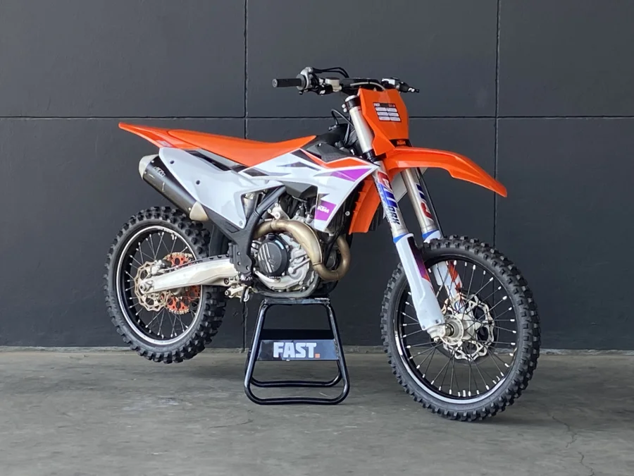 KTM 450 SX-F - FAST KTM