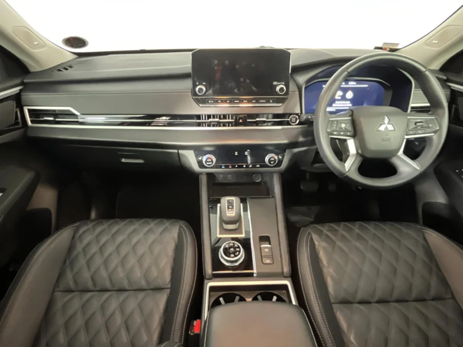 Used 2024 Mitsubishi Outlander 2.5 Exceed - WeBuyCars Brackenfell Cape Town
