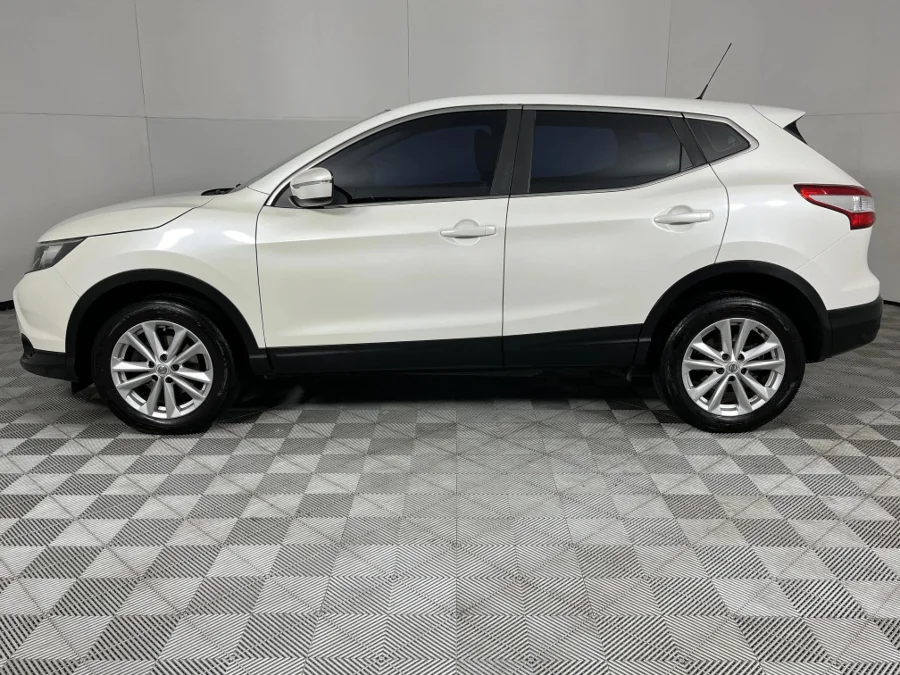 Used 2014 Nissan Qashqai 1.2T Acenta - WeBuycars East London