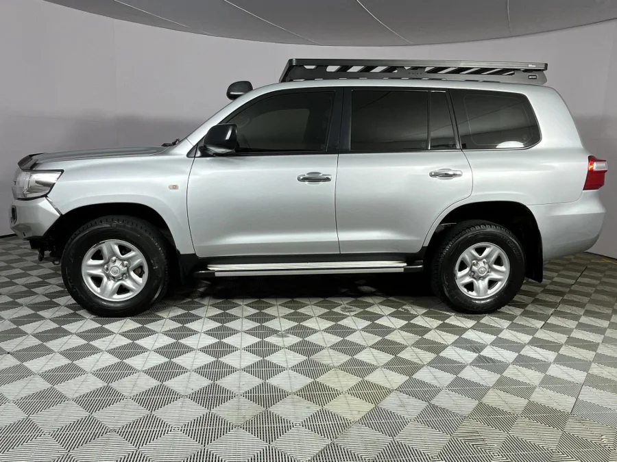 Used 2018 Toyota Land Cruiser 200 4.5D-4D V8 GX-R - WeBuyCars Lansdowne