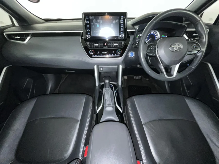 Used 2022 Toyota Corolla Cross 1.8 Hybrid XS - WeBuyCars Durban