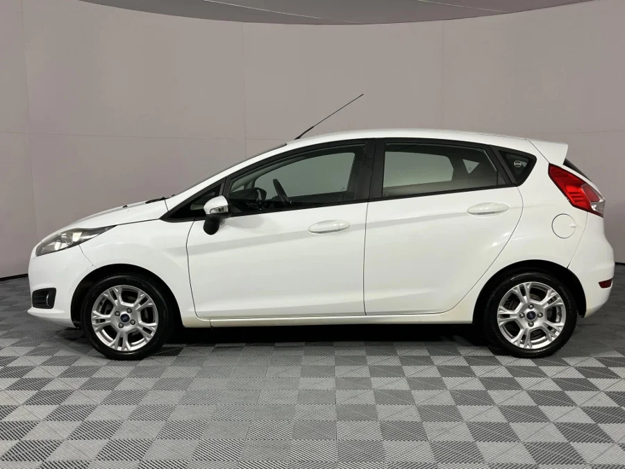 Used 2014 Ford Fiesta 5-door 1.6TDCi Trend - WeBuyCars Brackenfell Cape Town Used 2014 Ford Fiesta 5-door 1.6TDCi Trend - WeBuyCars Brackenfell Cape Town