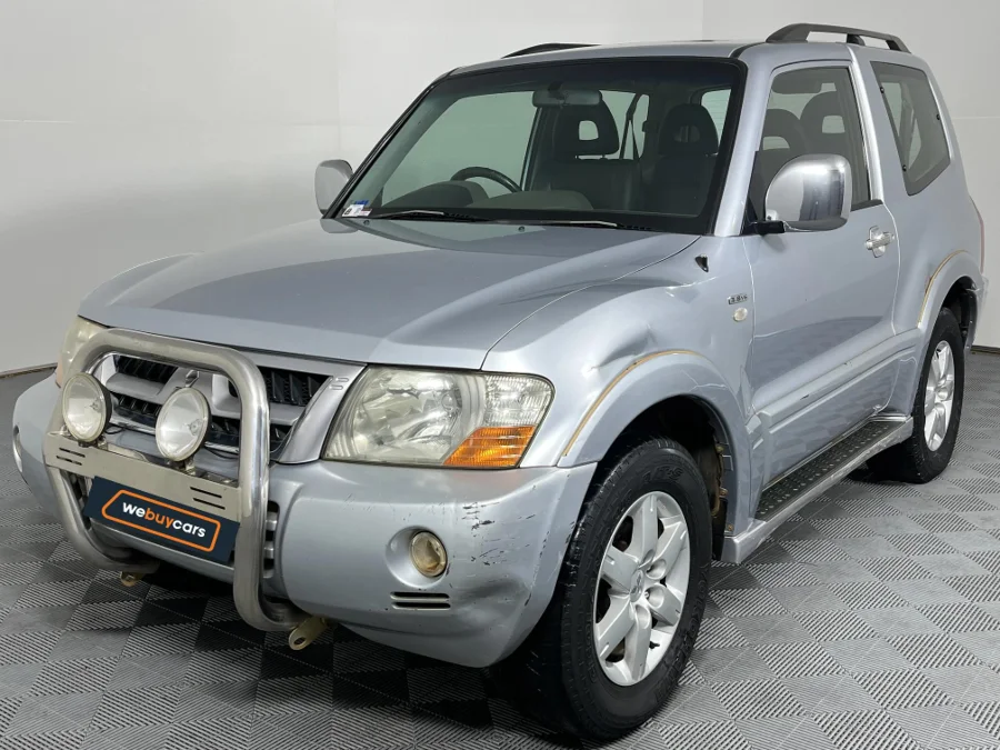 Used 2006 Mitsubishi Pajero 3-door 3.8 GLS - WeBuyCars Montana Used 2006 Mitsubishi Pajero 3-door 3.8 GLS - WeBuyCars Montana