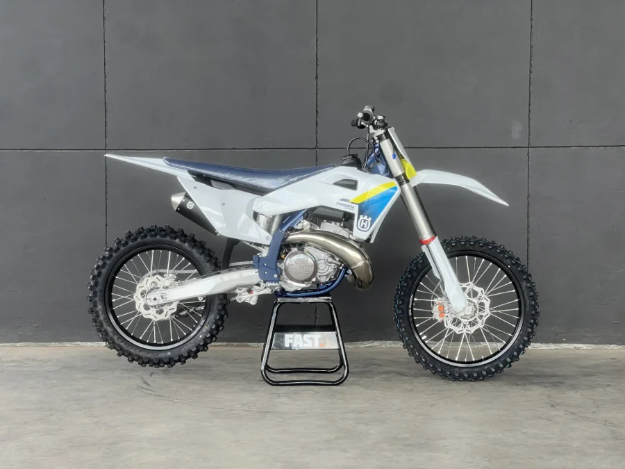 HUSQVARNA TC 300 - FAST KTM HUSQVARNA TC 300 - FAST KTM