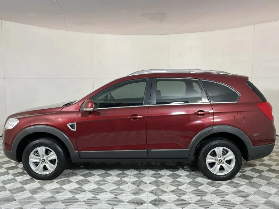 Used 2010 Chevrolet Captiva 2.4 LT 4x2 - WeBuyCars JHB South