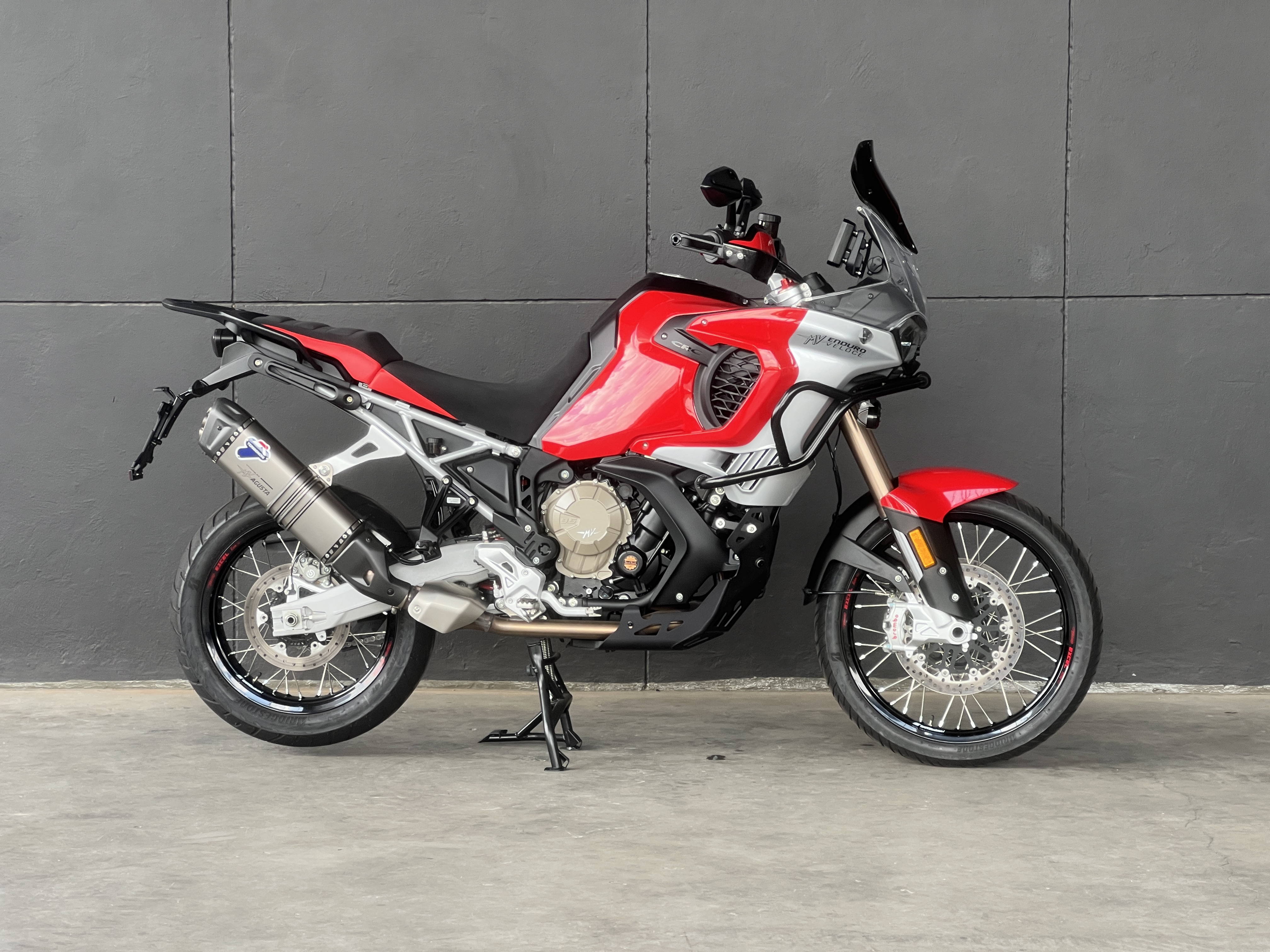 MV AGUSTA ENDURO VELOCE