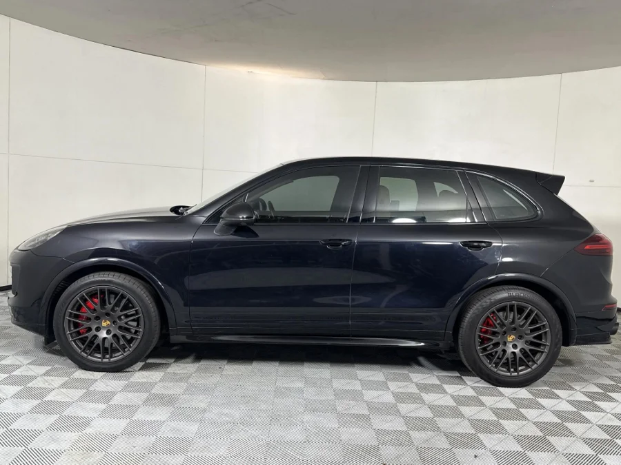 Used 2016 Porsche Cayenne GTS - WeBuyCars Midstream