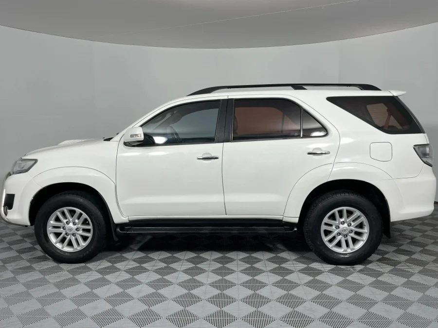 Used 2012 Toyota Fortuner 2.5D-4D - WeBuyCars Richmond