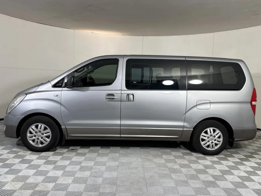 Used 2017 Hyundai H-1 2.5VGTi bus Elite 9-seater - WeBuyCars Vereeniging