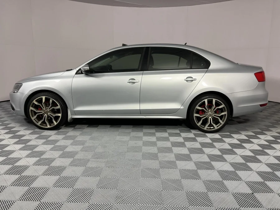 Used 2011 Volkswagen Jetta 1.6TDI Comfortline - WeBuyCars Lansdowne