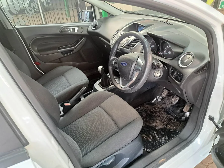 Used 2018 Ford Fiesta 5-door 1.5TDCi Trend - Wiz Link