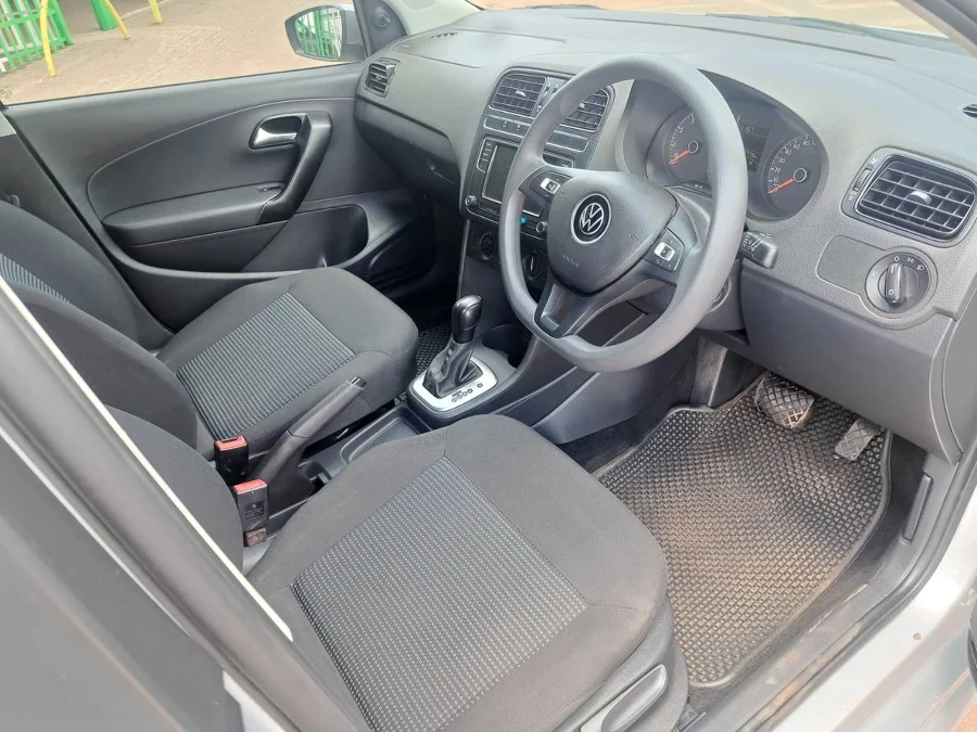 Used 2023 Volkswagen Polo Vivo hatch 1.6 Comfortline auto - Wiz Link