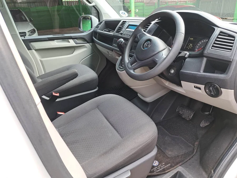 Used 2018 Volkswagen Transporter 2.0TDI crew bus SWB - Wiz Link