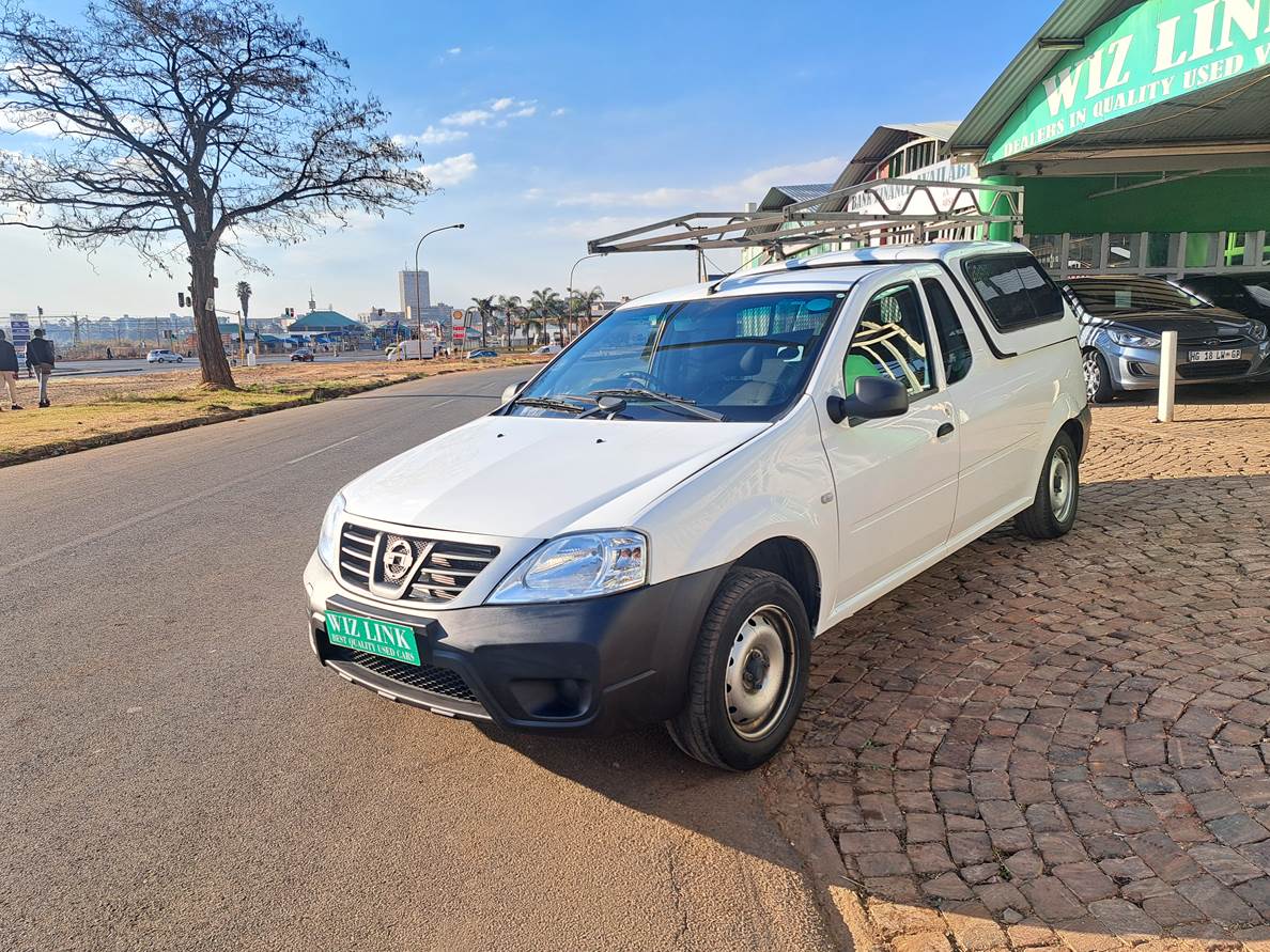 Used 2022 Nissan NP200 1.6i
