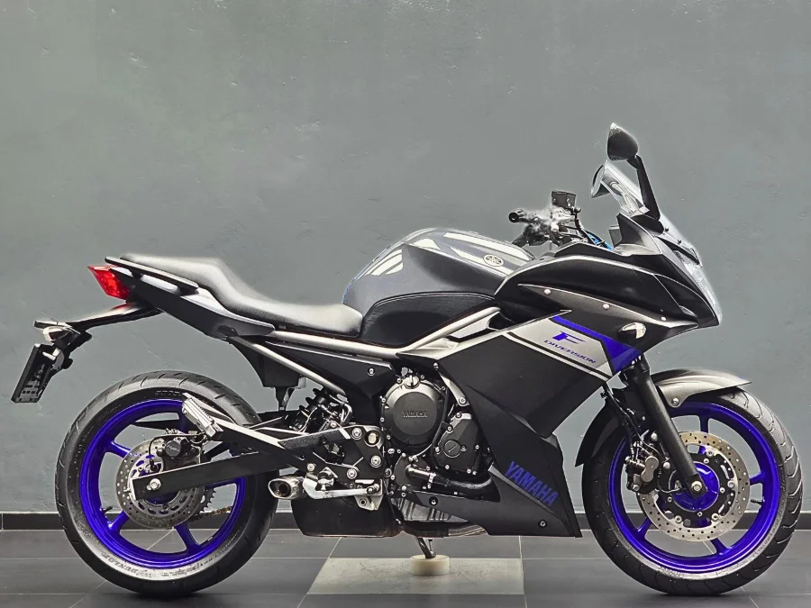 Used 2015 Yamaha FZ6 FAZER - Bikeshop Boksburg