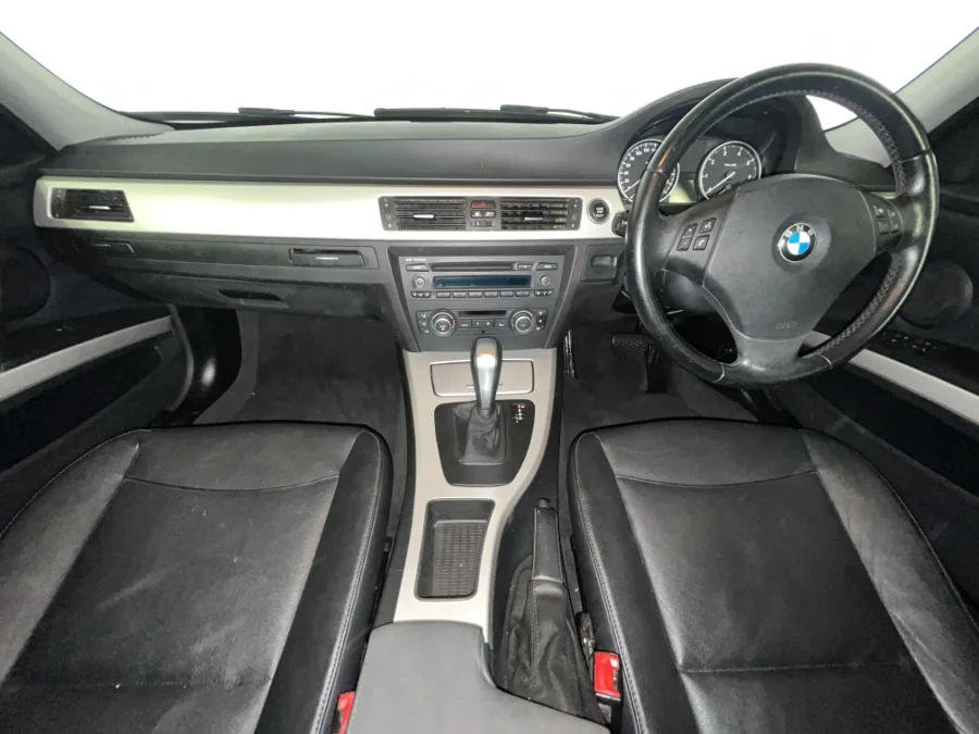 Used 2011 BMW 3 Series 320i auto - WeBuyCars Durban