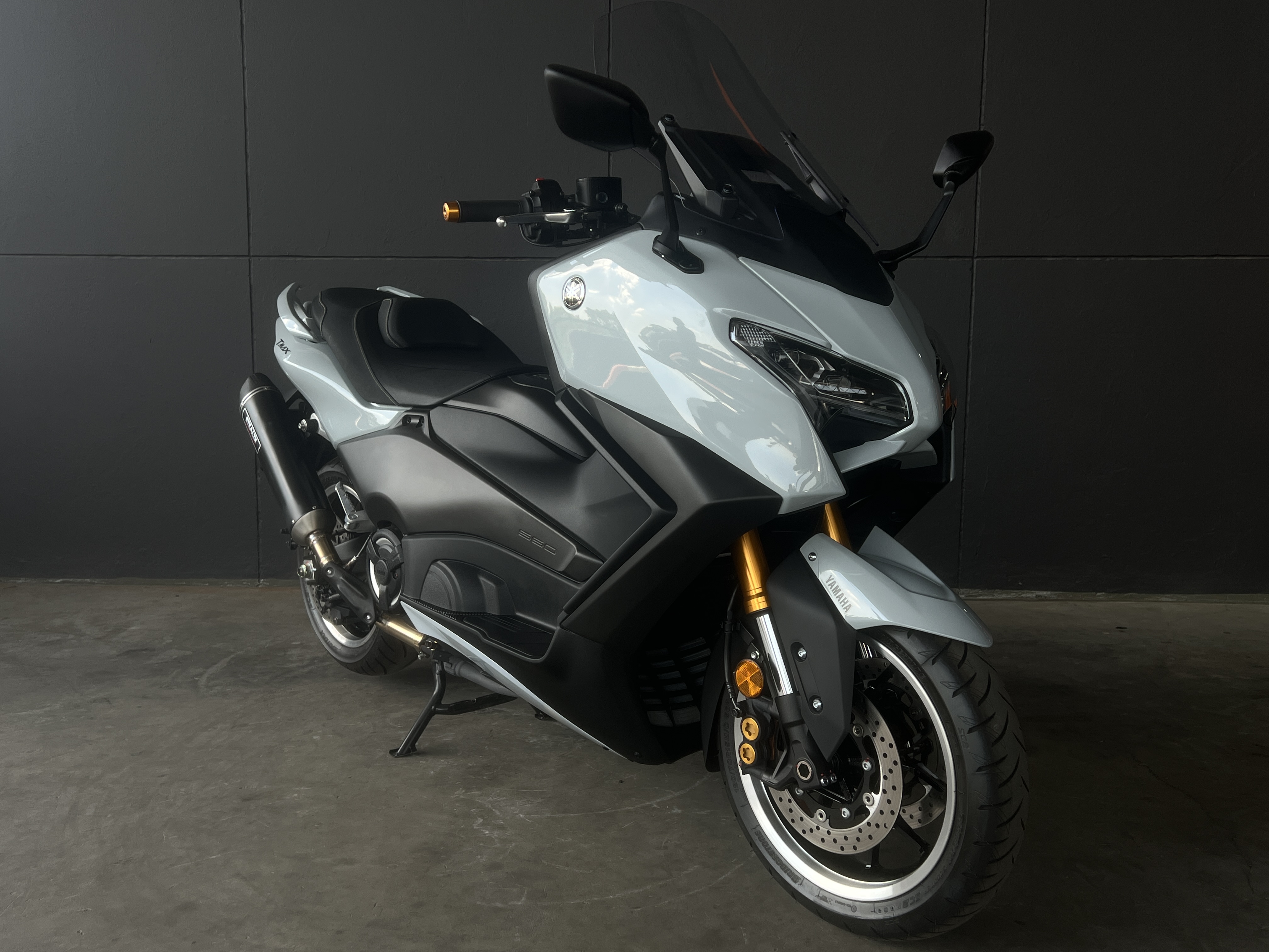 YAMAHA T-MAX 560
