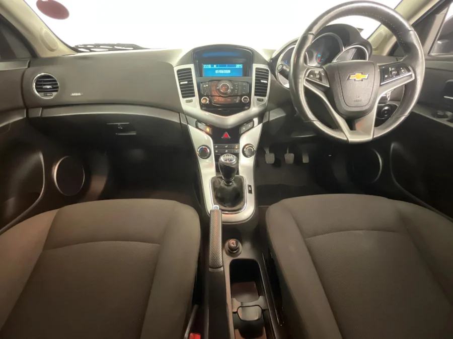 Used 2012 Chevrolet Cruze hatch 1.6 LS - WeBuyCars Riverhorse