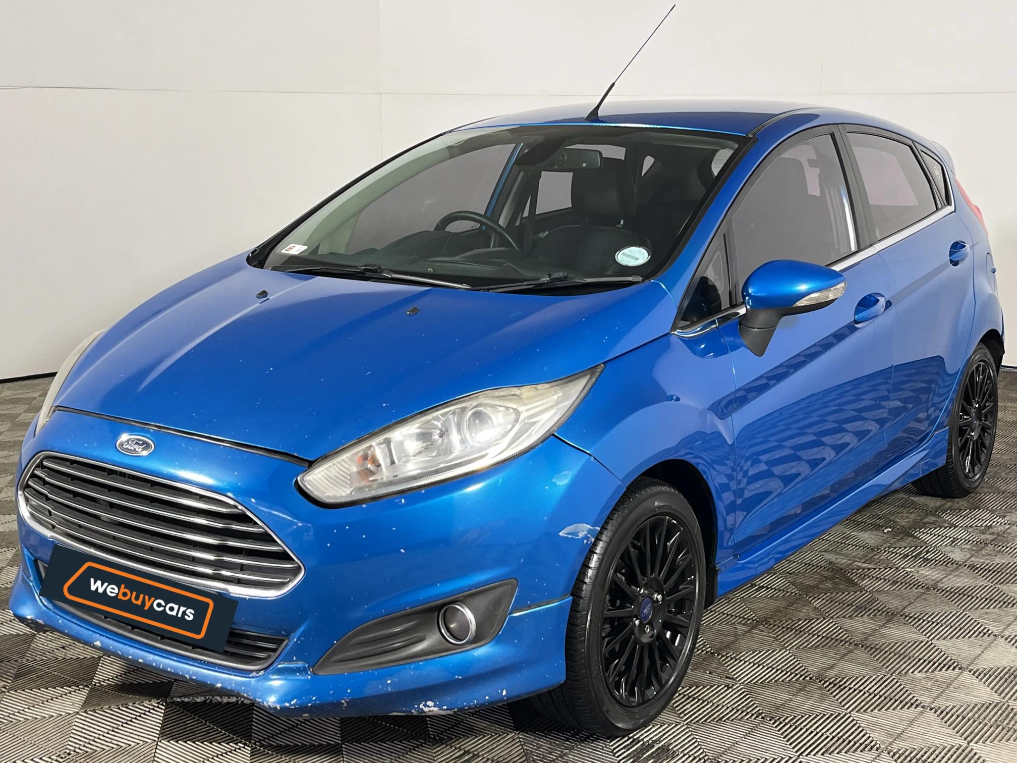 Used 2015 Ford Fiesta 5-door 1.0T Titanium