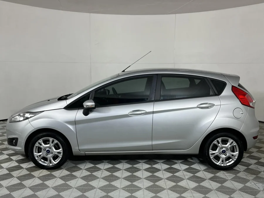 Used 2015 Ford Fiesta 5-door 1.0T Trend - WeBuyCars JHB South