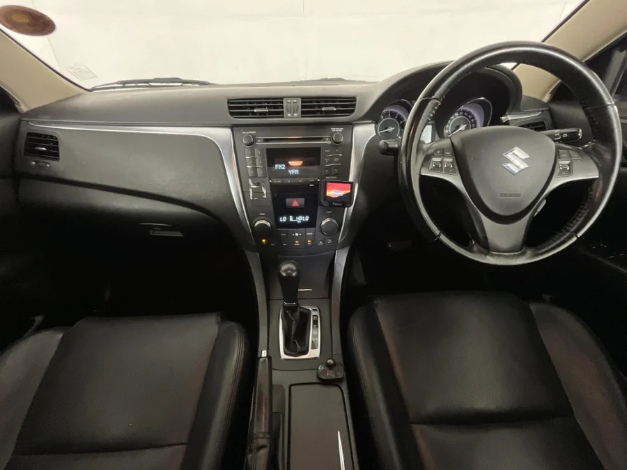 Used 2013 Suzuki Kizashi 2.4 SDLX auto - WeBuyCars The Dome