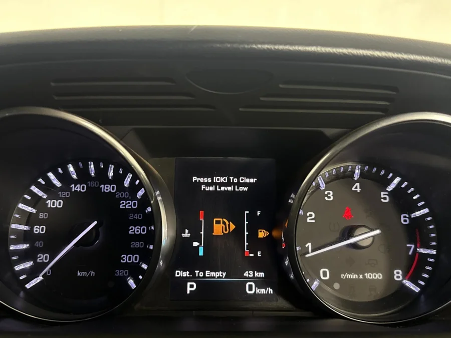 Used 2015 Land Rover Range Rover Sport SE SCV6 - WeBuyCars Midstream