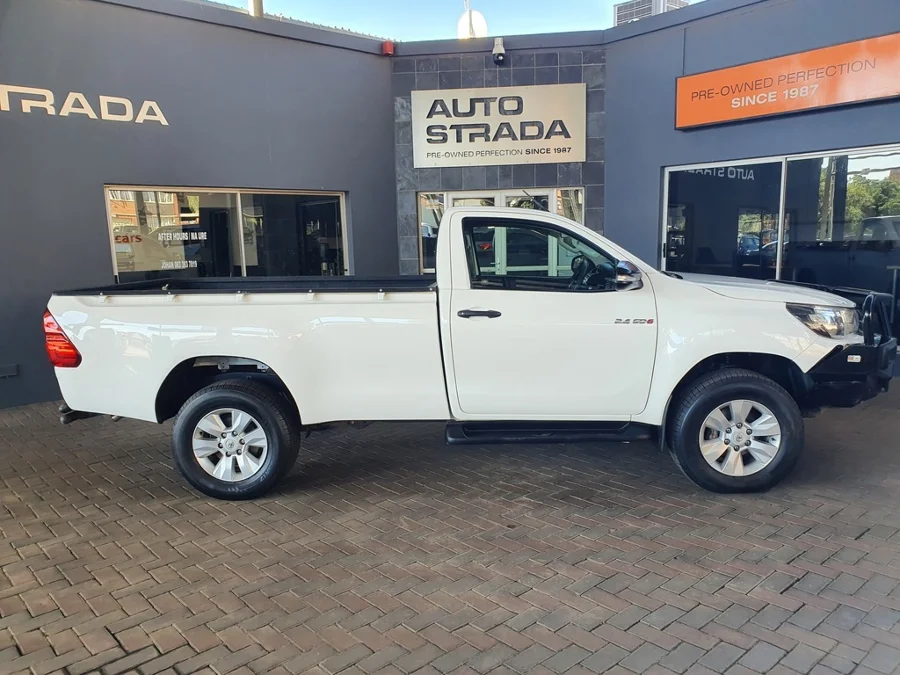Used 2017 Toyota Hilux 2.4GD-6 4x4 SRX - Auto Strada Gezina