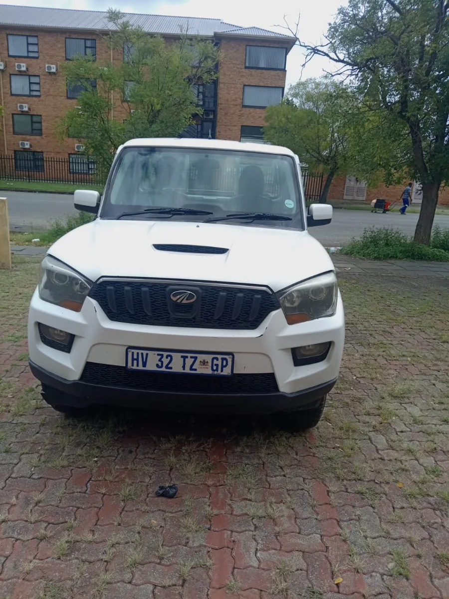 Used 2019 Mahindra Pik Up 2.2CRDe S6 - Khensani Imports And Exports