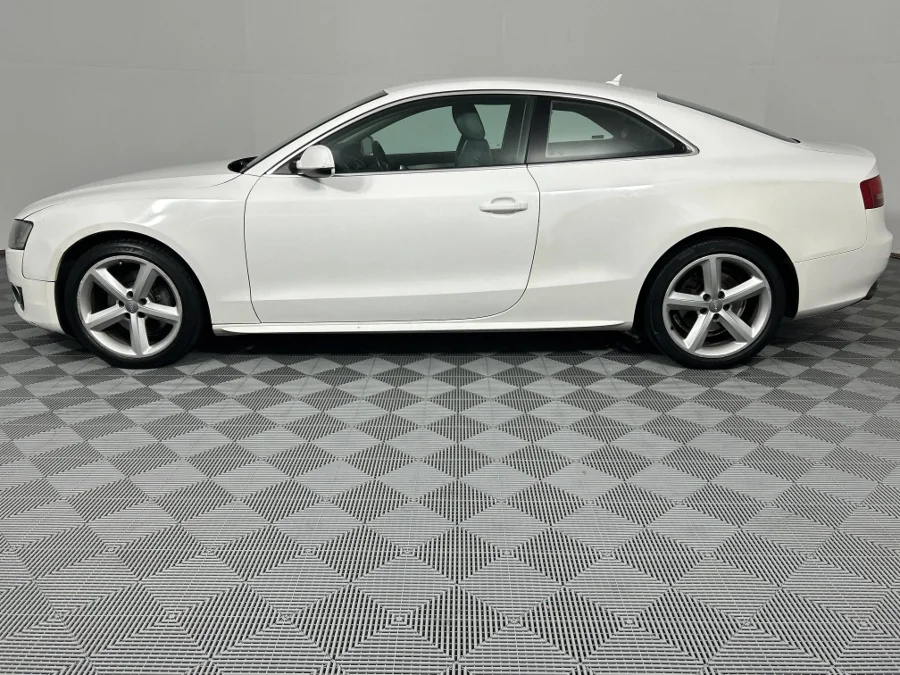 Used 2010 Audi A5 coupe 2.0T auto - WeBuyCars Lansdowne