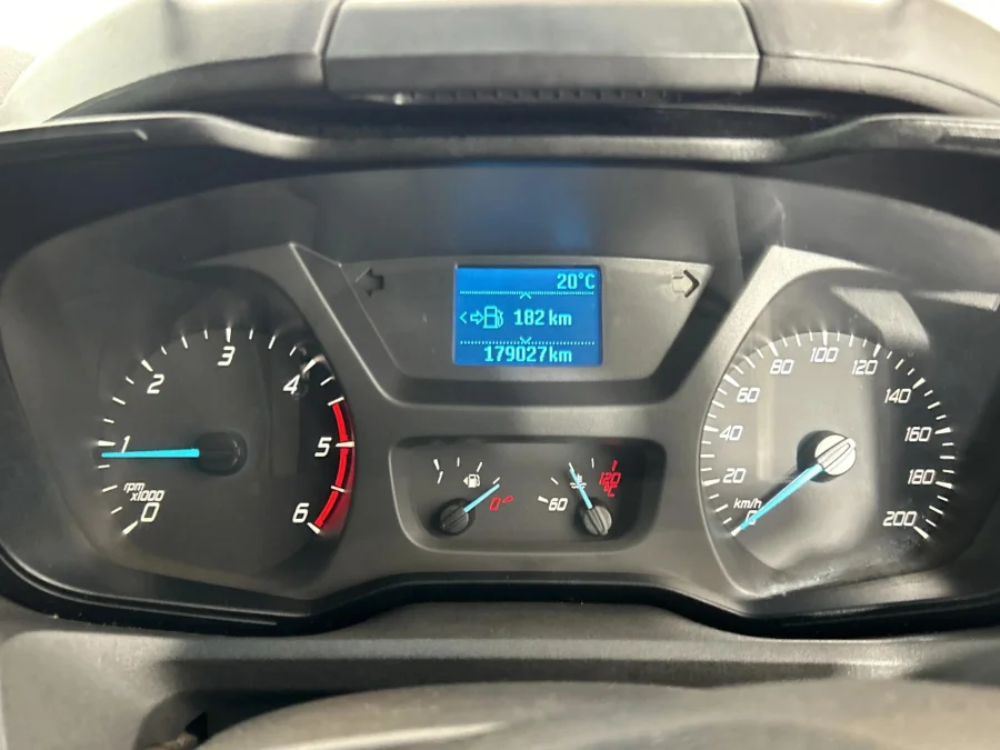 Used 2013 Ford Transit Custom panel van 2.2TDCi 92kW SWB Ambiente - WeBuyCars Richmond