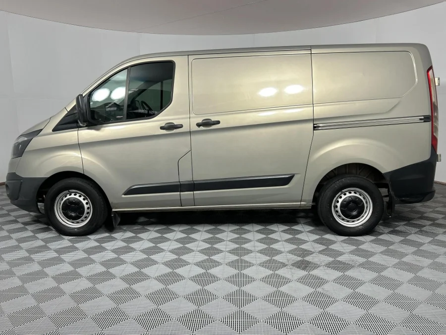 Used 2013 Ford Transit Custom panel van 2.2TDCi 92kW SWB Ambiente - WeBuyCars Richmond