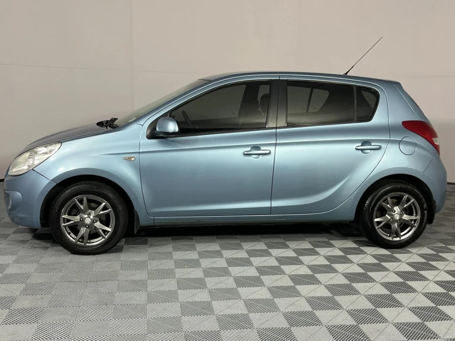 Used 2011 Hyundai i20 1.6 Remix - WeBuyCars Brackenfell Cape Town