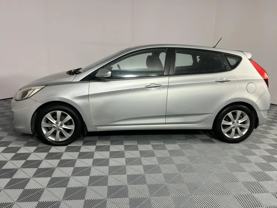 Used 2016 Hyundai Accent hatch 1.6 Fluid - WeBuyCars Brackenfell Cape Town