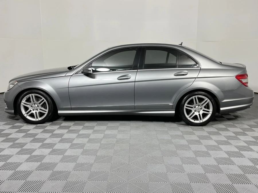 Used 2011 Mercedes-Benz C-Class C300 Avantgarde - WeBuyCars Montana