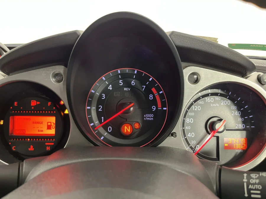 Used 2014 Nissan 370Z coupe - WeBuyCars The Dome