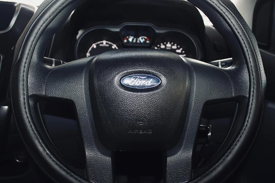 Used 2015 Ford Ranger 2.2TDCi double cab Hi-Rider XL - Midcity Motors Klerksdorp