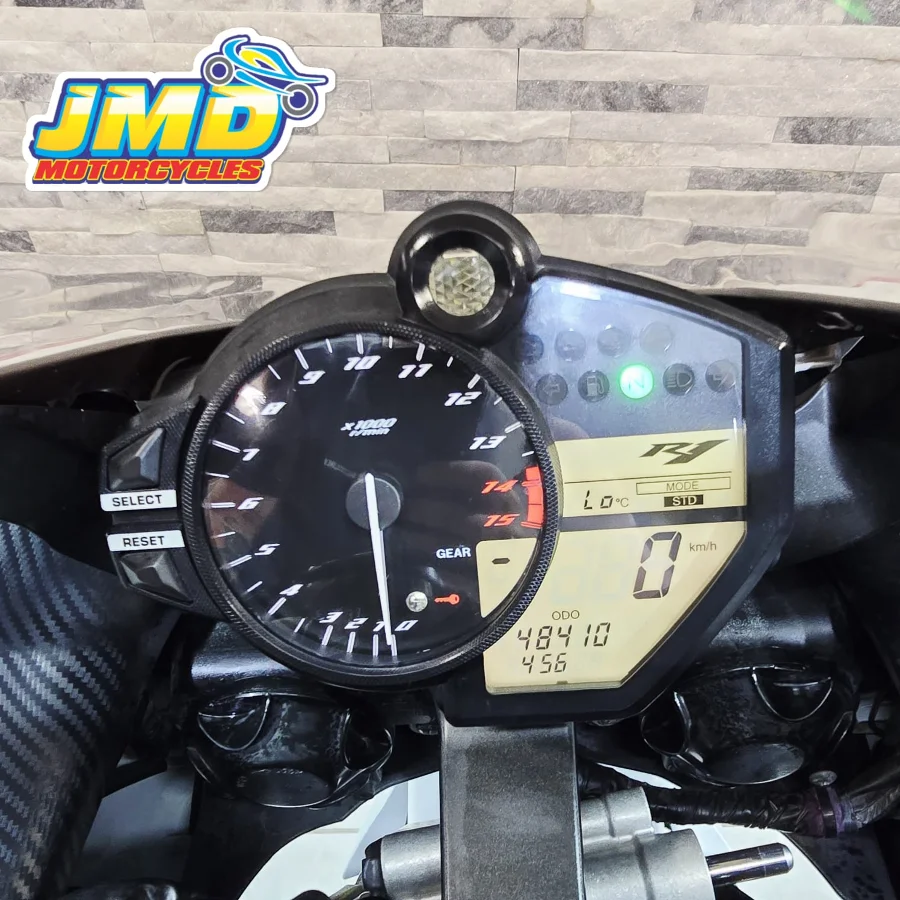 2011 YAMAHA YZF-R1 - JMD Motorcycles